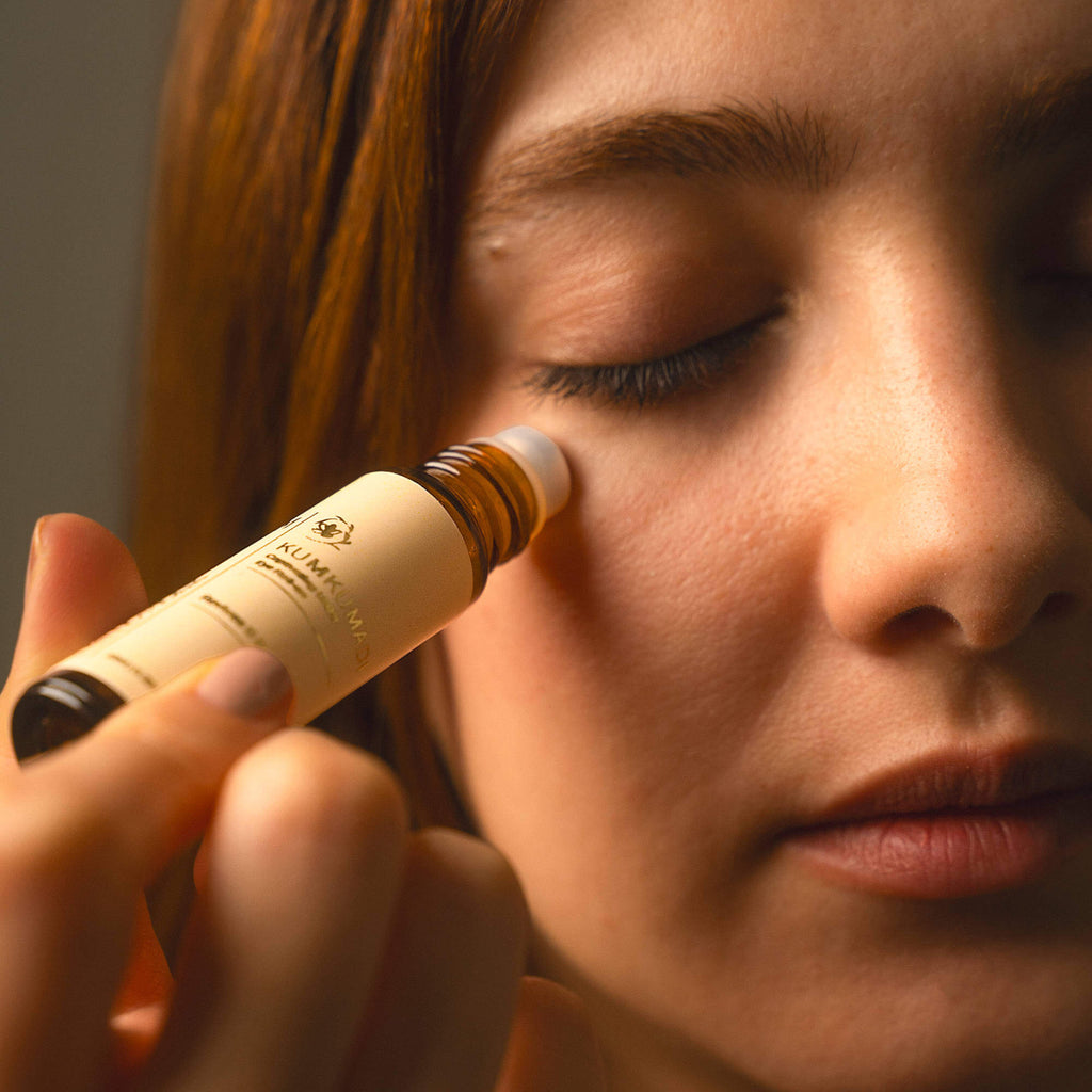 Kumkumadi Captivating Under Eye Roll-on