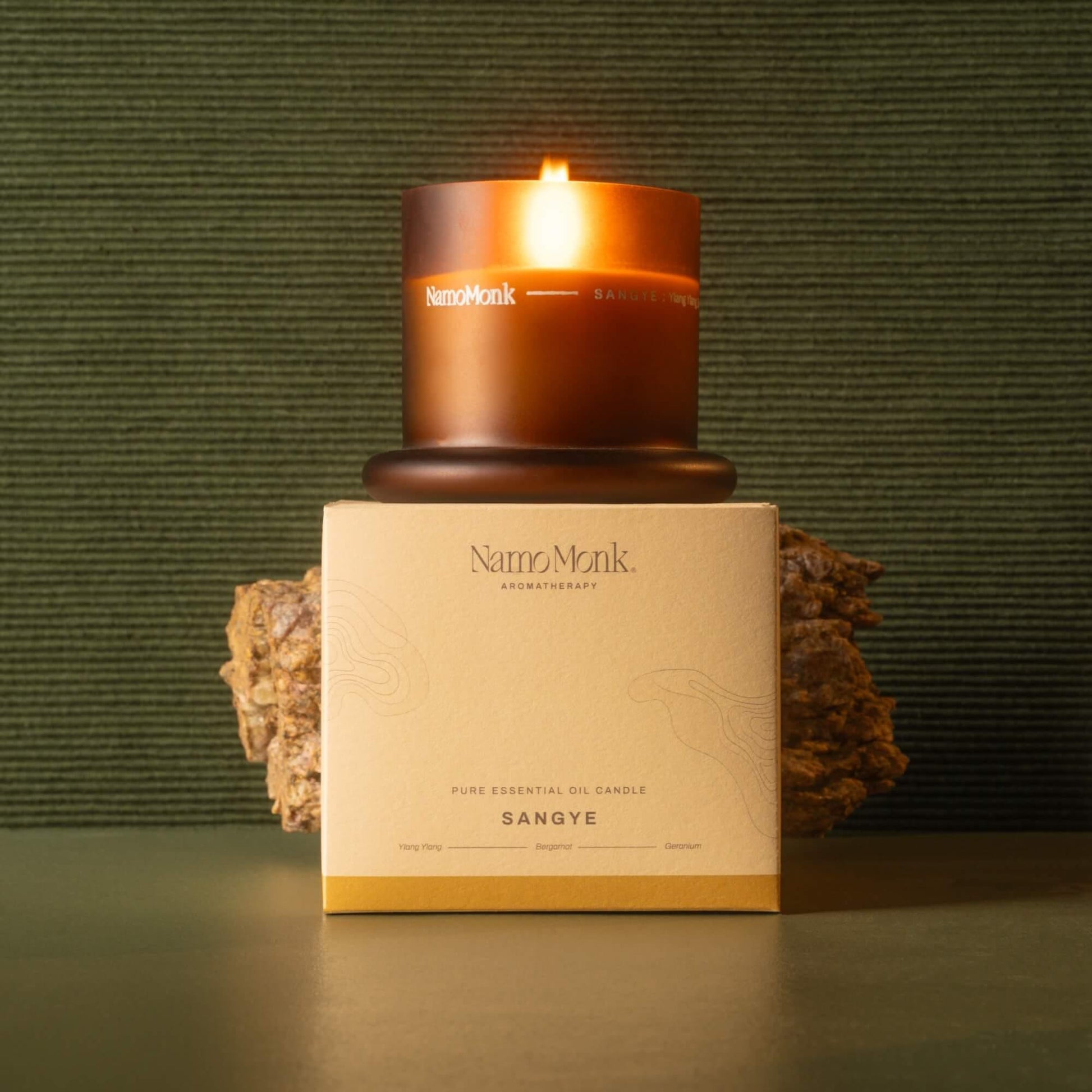 Sangye Essential Oil Candle - NamoMonk